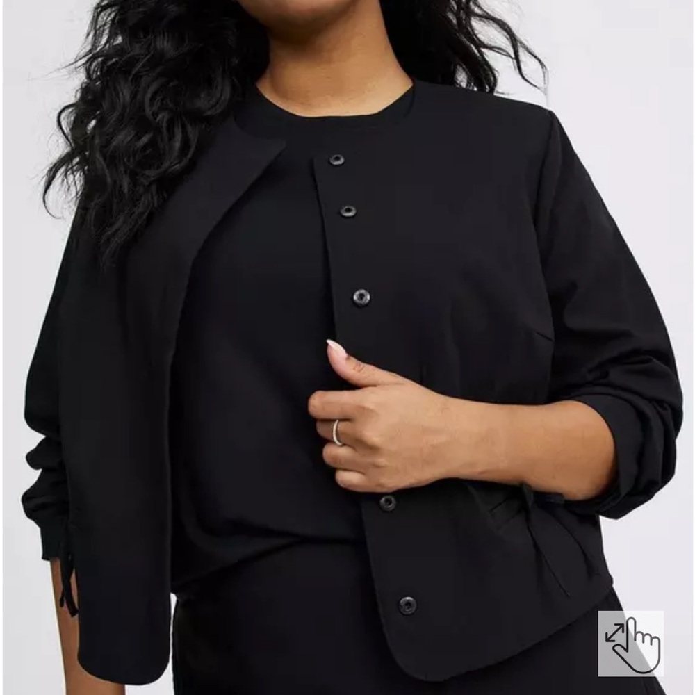 NWT Torrid size 3 Women's Black Jacket